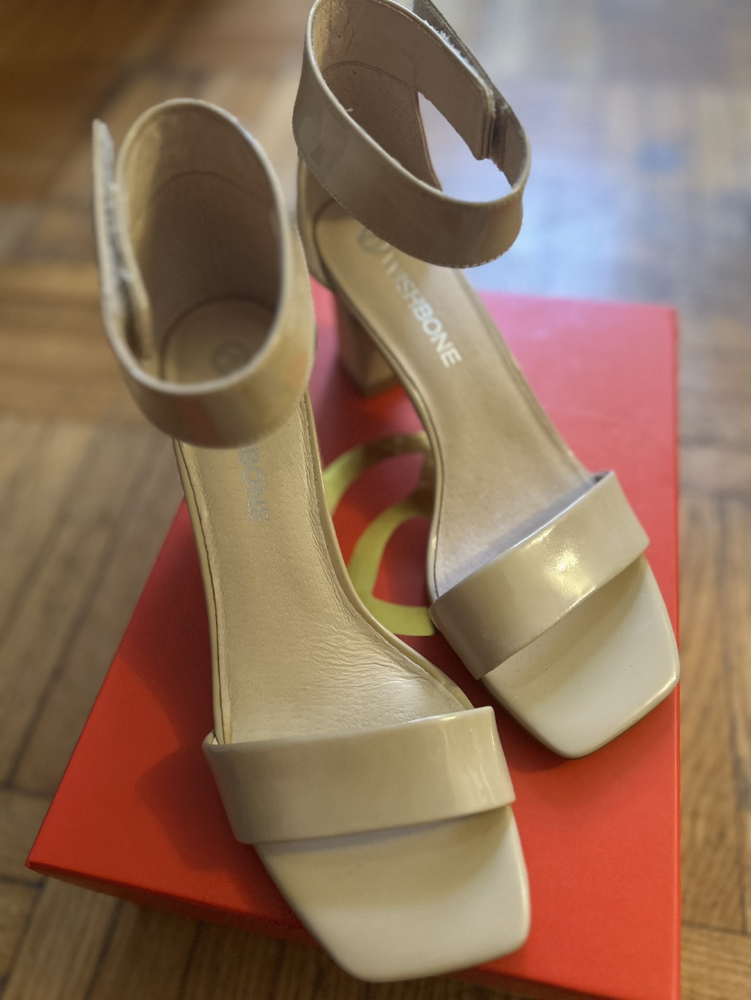 Wishbone Daniella Heels - Beige - Size 7.5