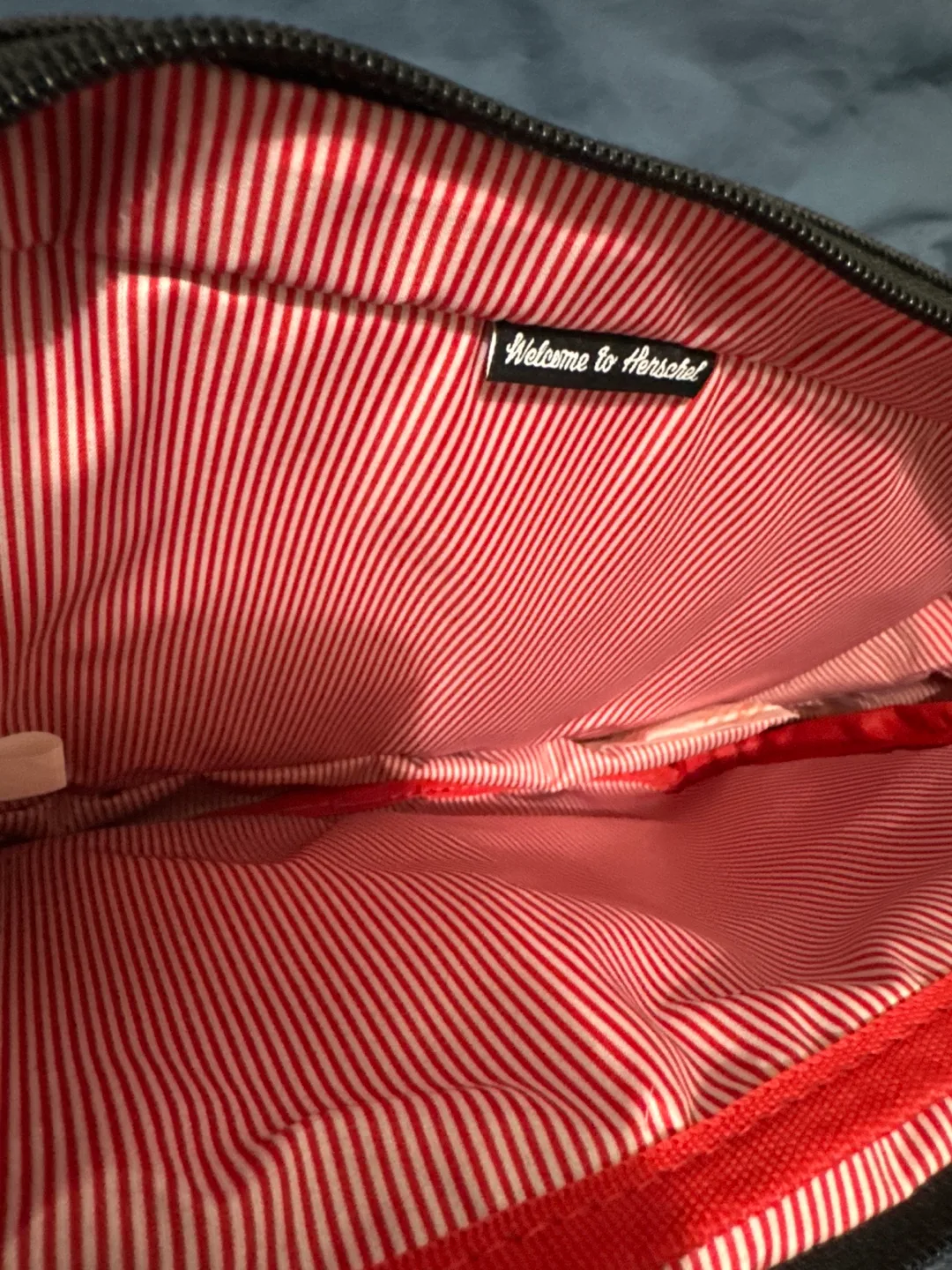 New Herschel Fourteen Hip Pack - Dark Grey image indicator(4)