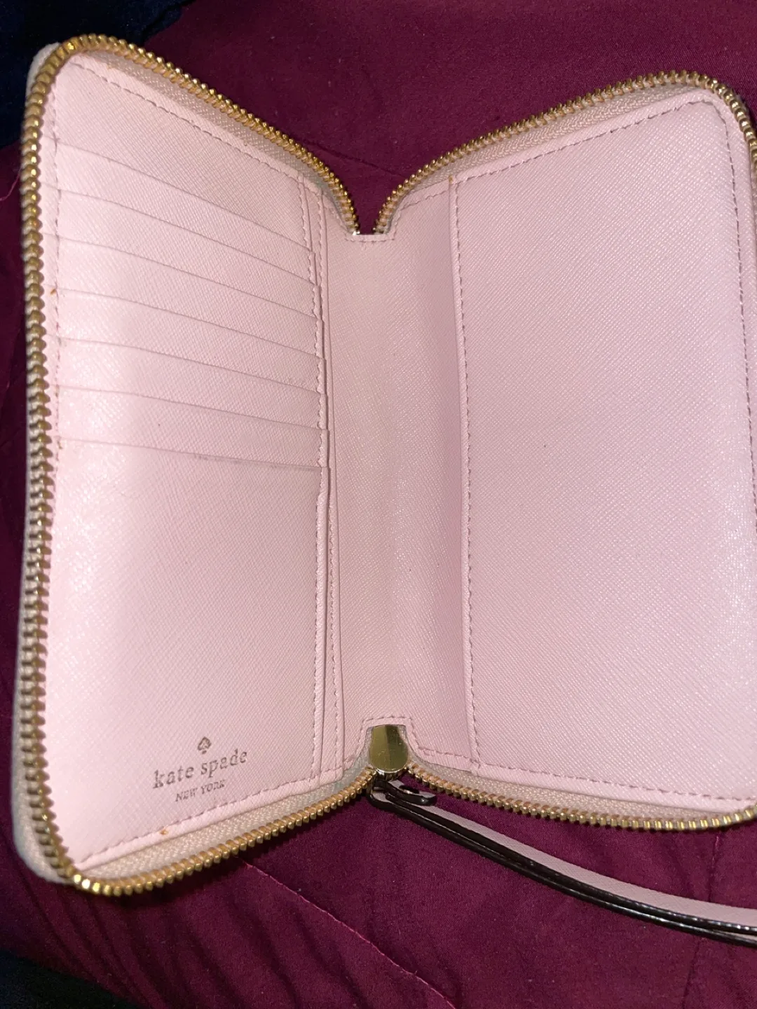 Kate Spade Wallet image indicator(3)