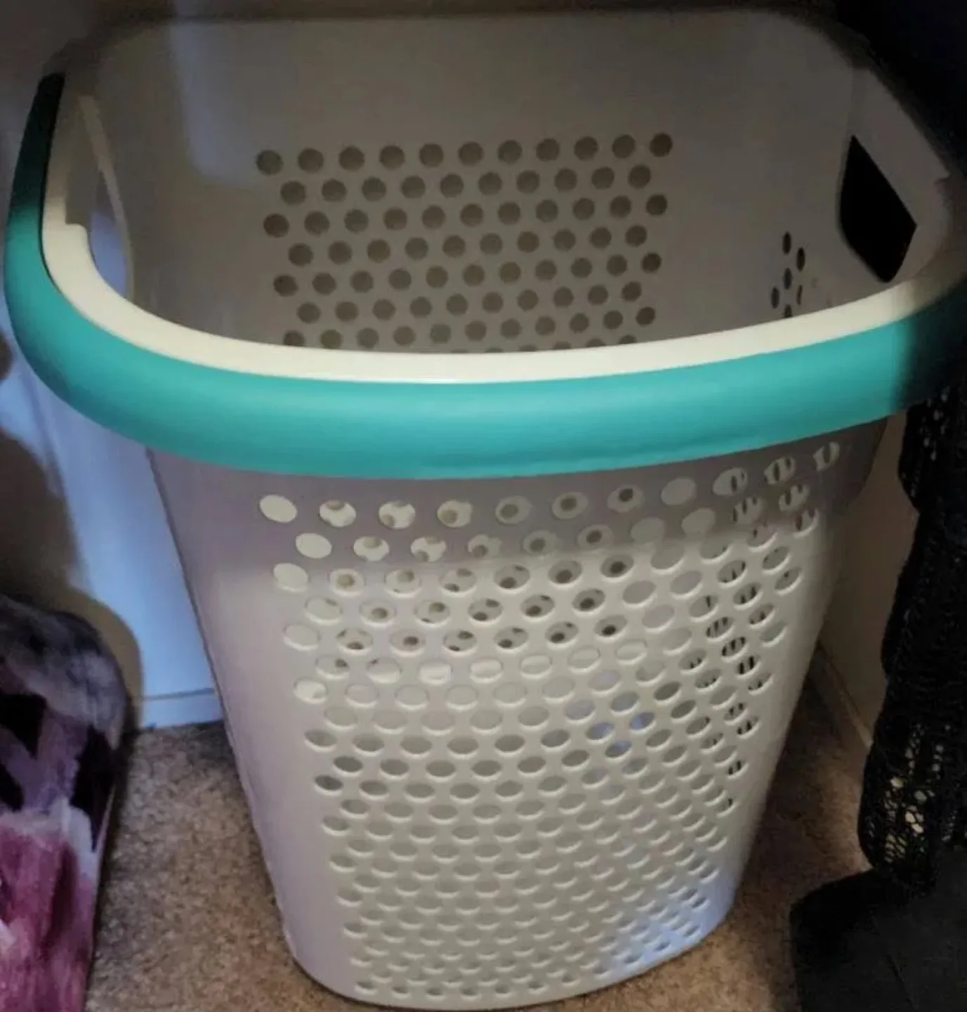 Rolling Laundry Basket thumbnail