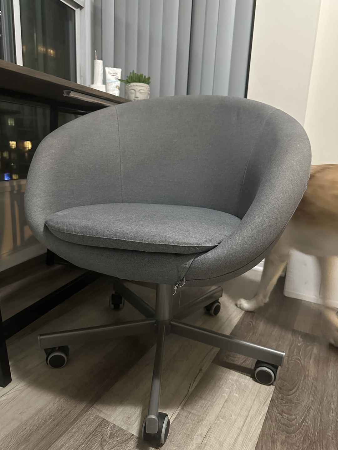 IKEA FLOTTEBO swivel chair
