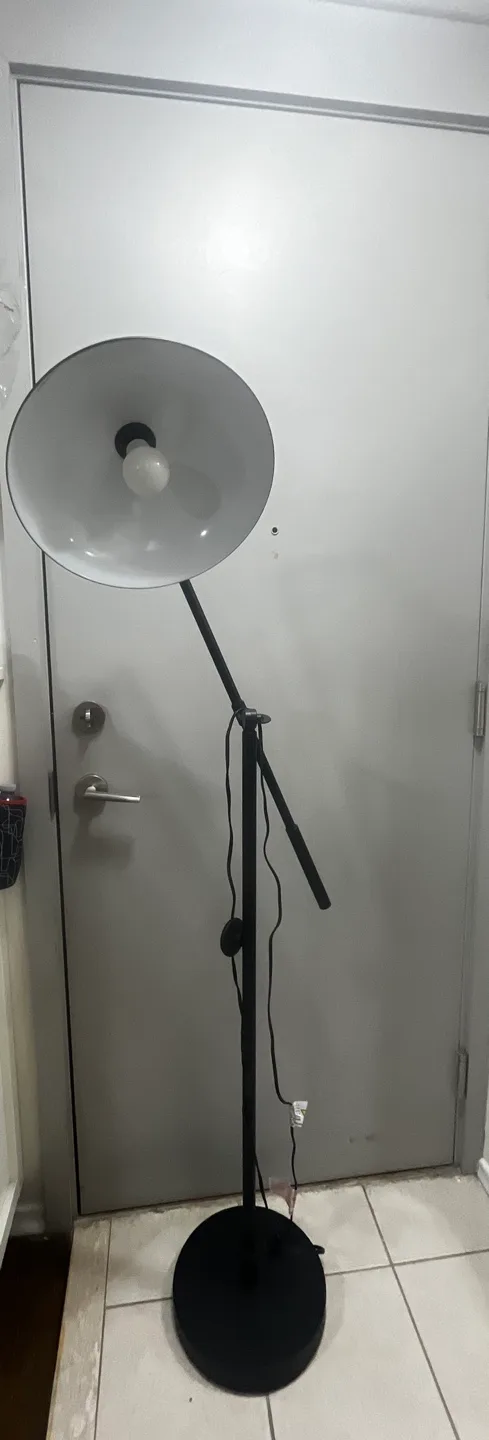 IKEA FADO Floor Lamp - Black image indicator(3)