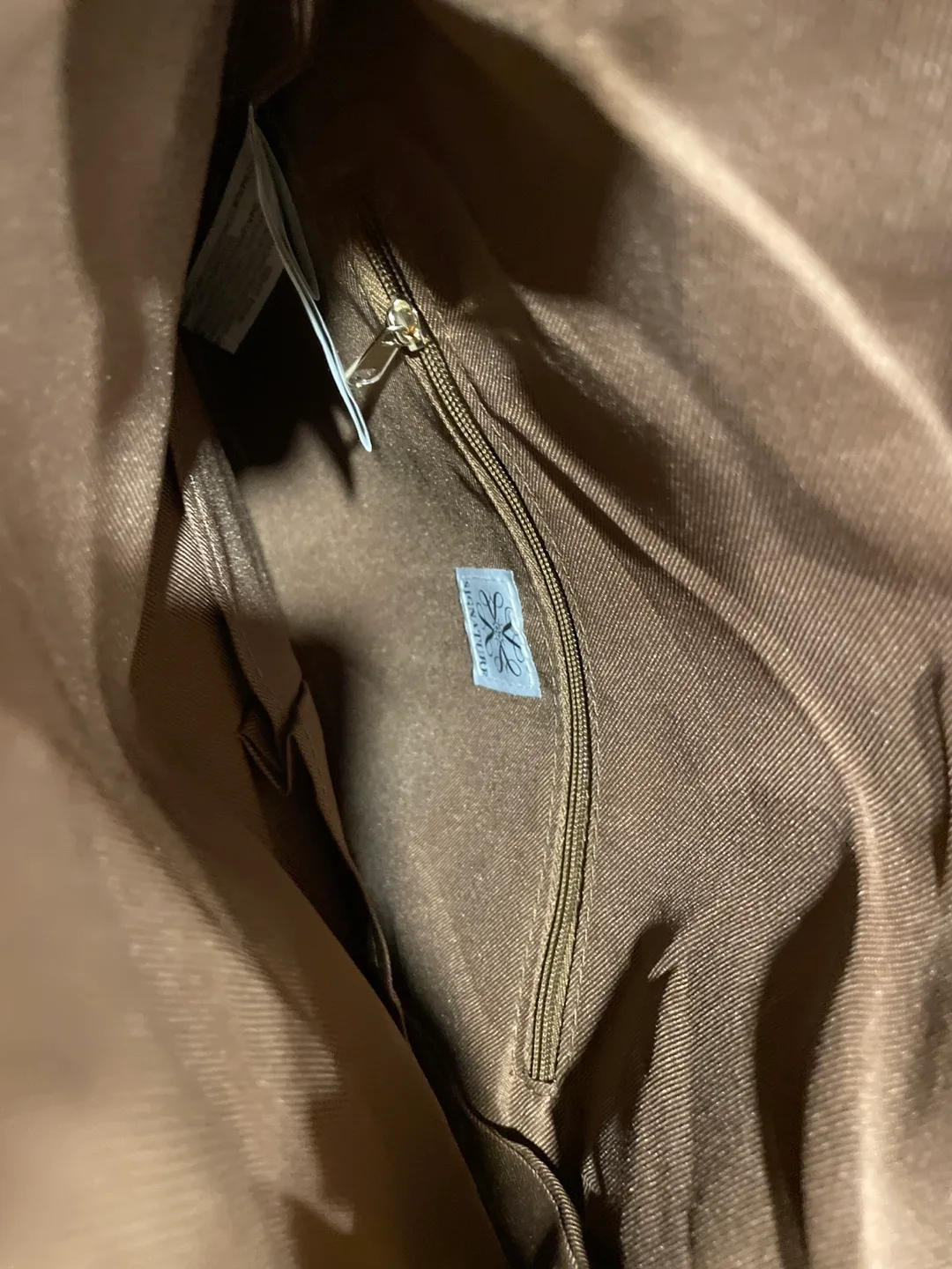 Signature woven crossbody bag image indicator(5)