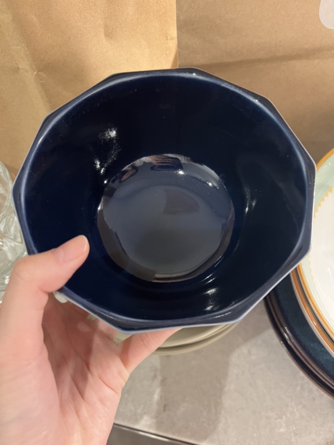 Kitchenware Bundle: Bowls, Measuring Jug & Glasses - photo 5