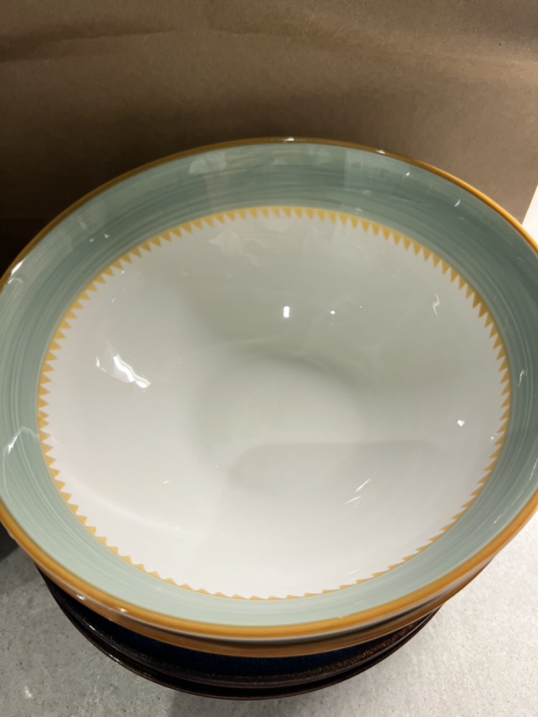 Kitchenware Bundle: Bowls, Measuring Jug & Glasses - photo 2
