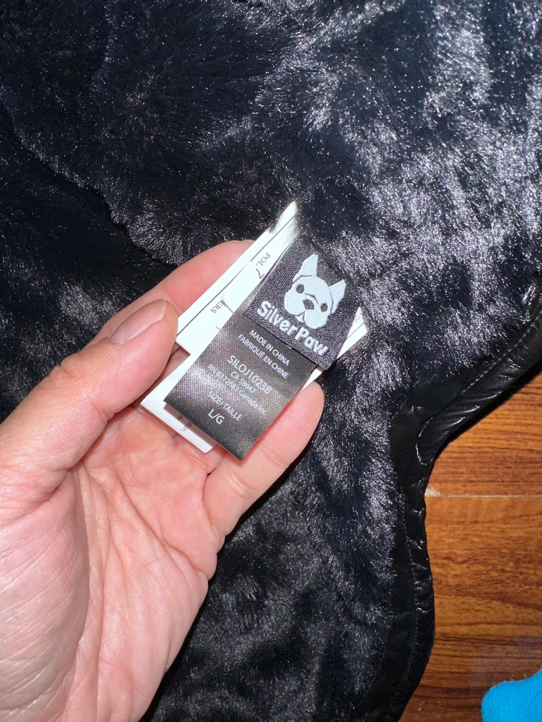 Silver Paw Dog Coat image indicator(6)