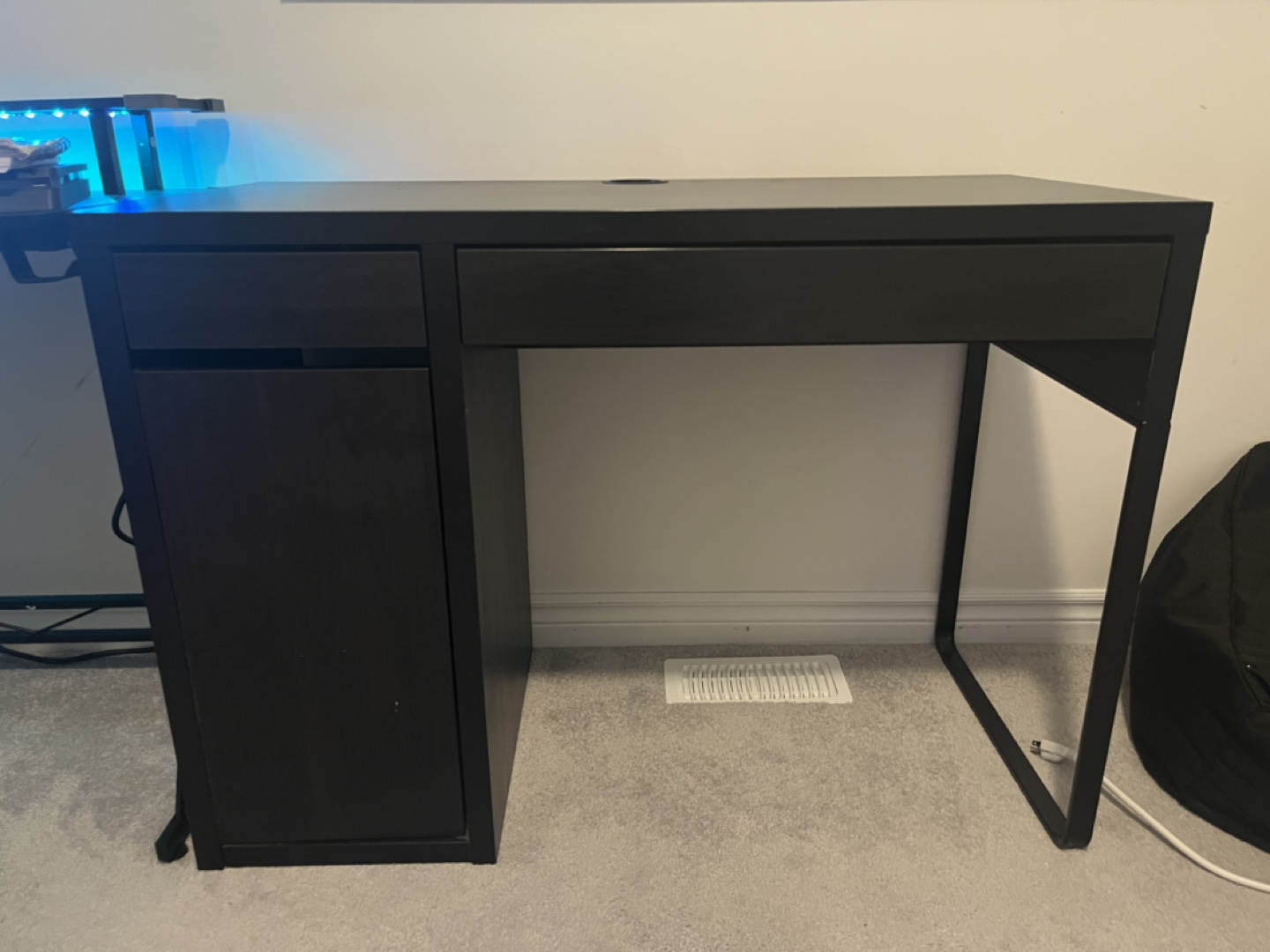 IKEA MICKE Desk - Black-Brown
