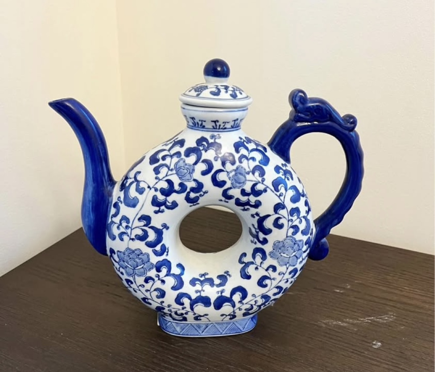Andrea by Sadek Doughnut Teapot