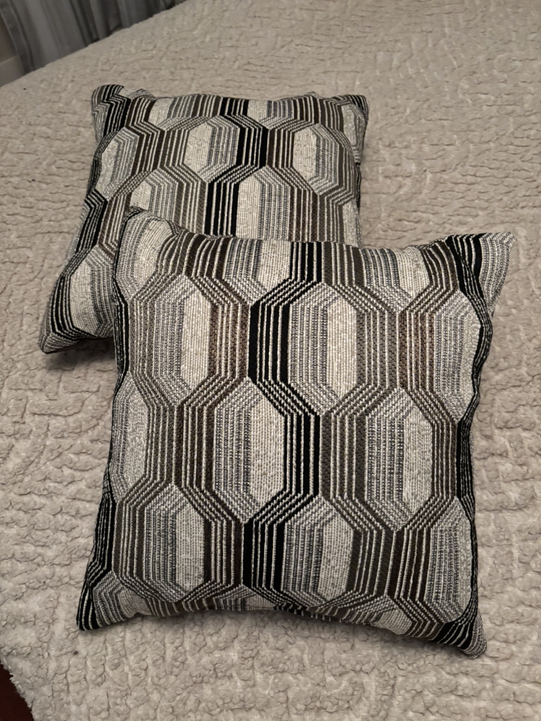 Set of 2 decorative throw pillows - photo 4