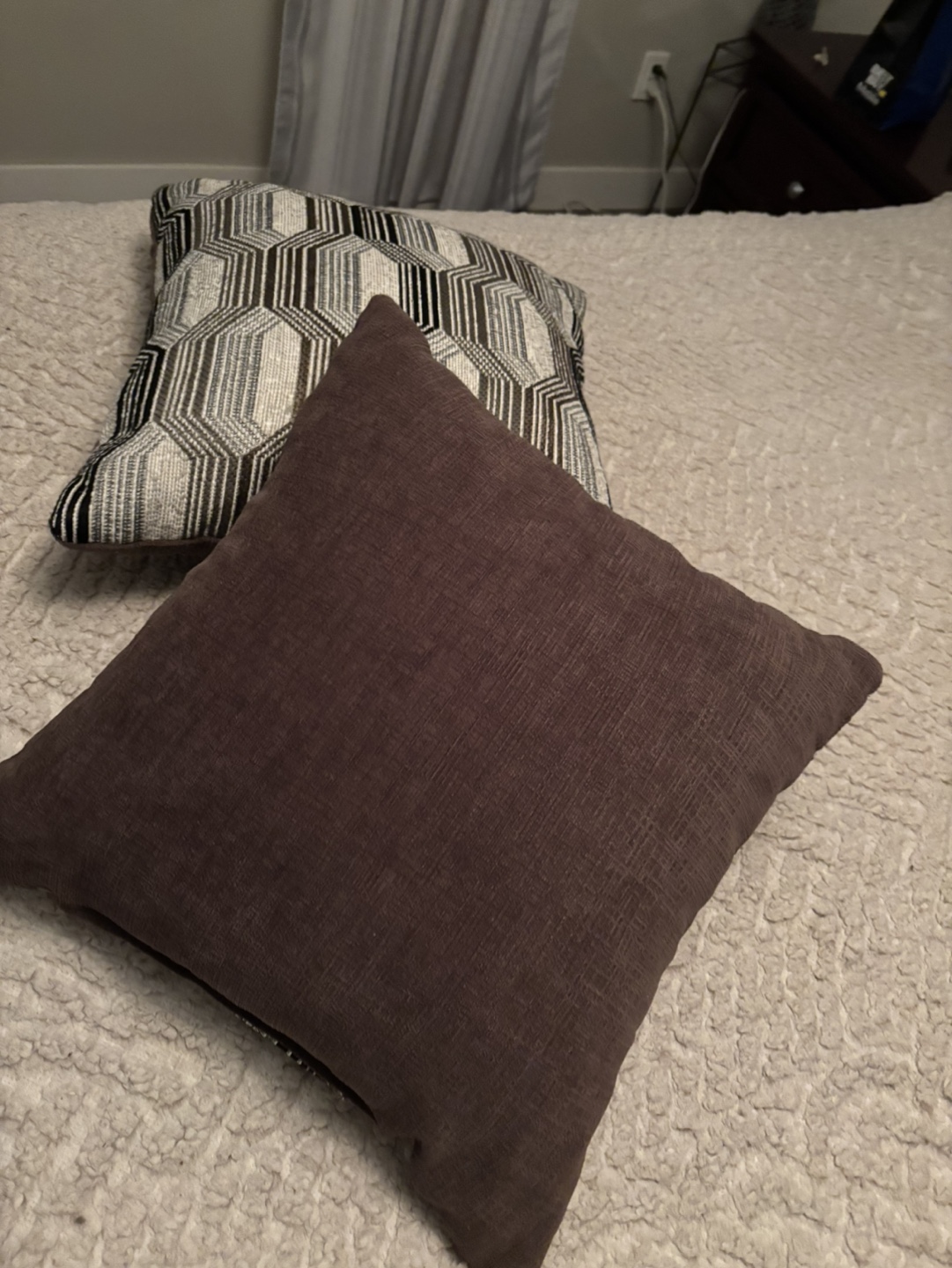 Set of 2 decorative throw pillows - photo 2