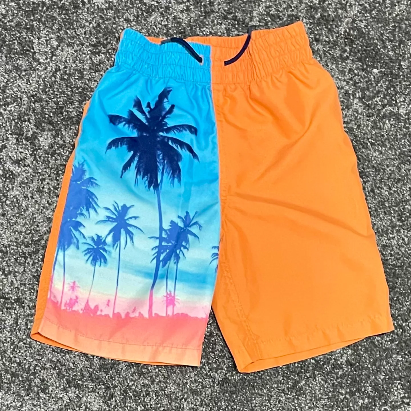 Under Armour Surf Shirt and Joe Fresh Swimming Trunks image indicator(4)