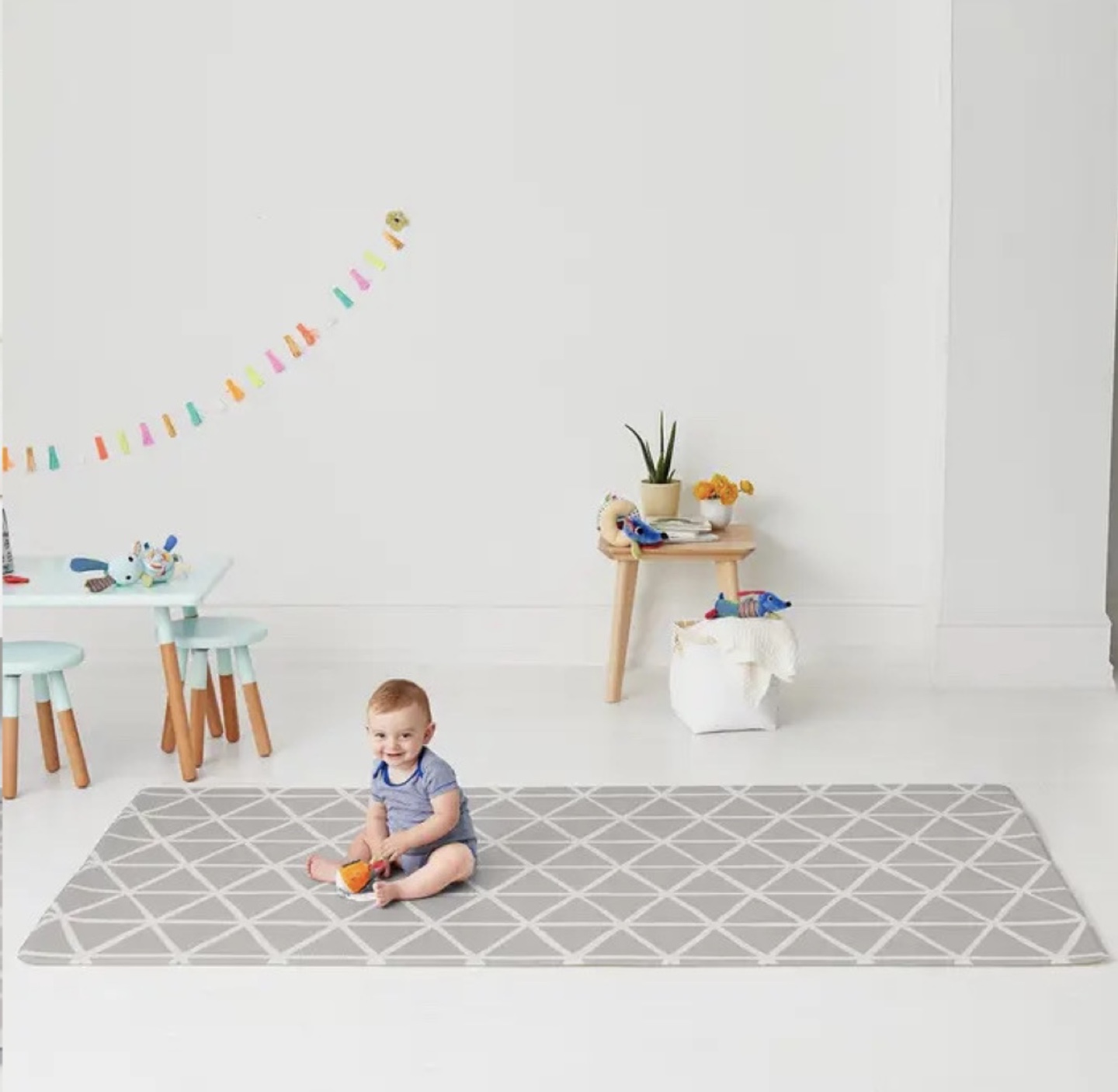 Skip Hop Doubleplay Reversible Playmat - 86”L x 52”W - photo 5