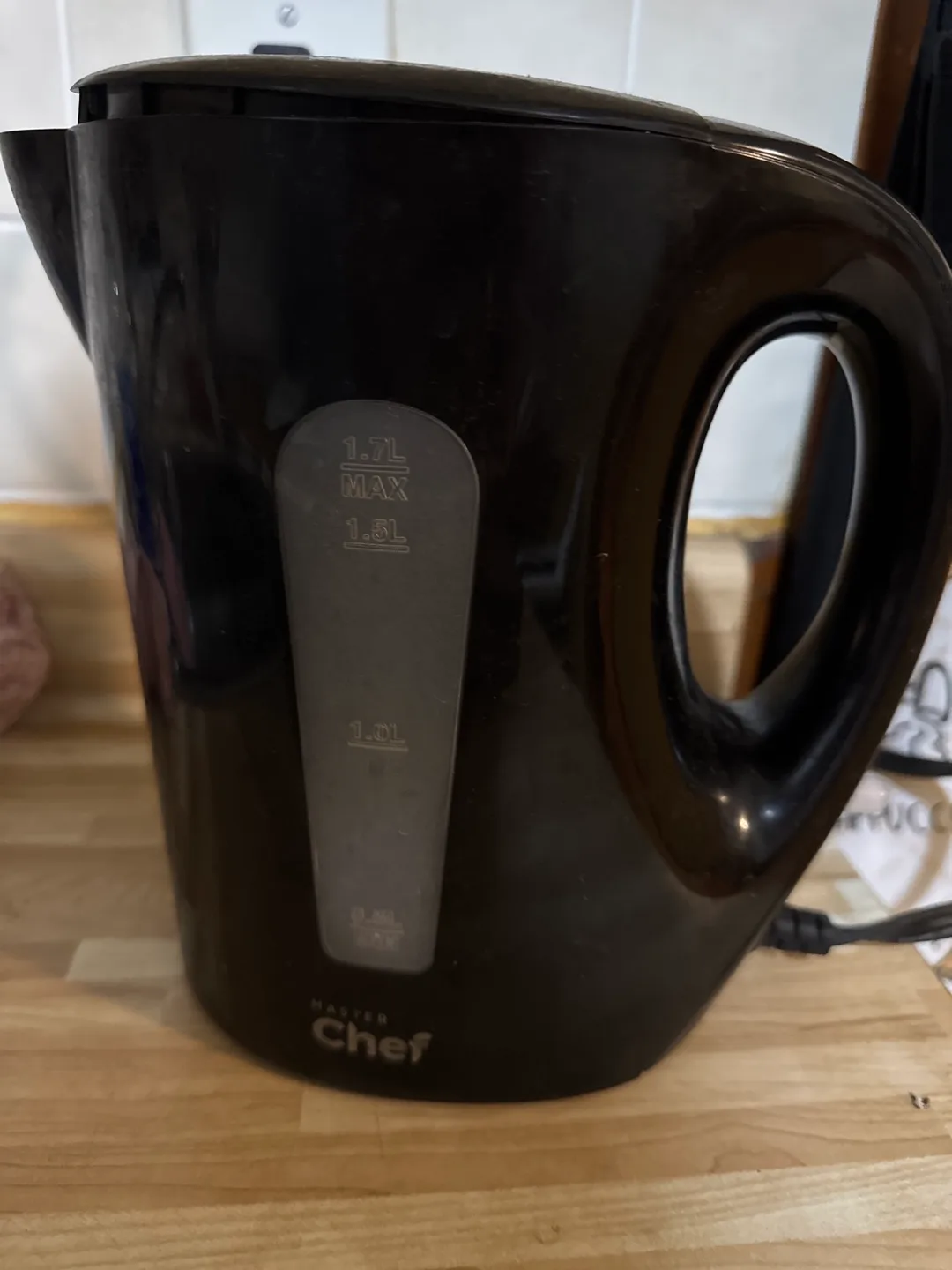 Master Chef Electric Kettle thumbnail