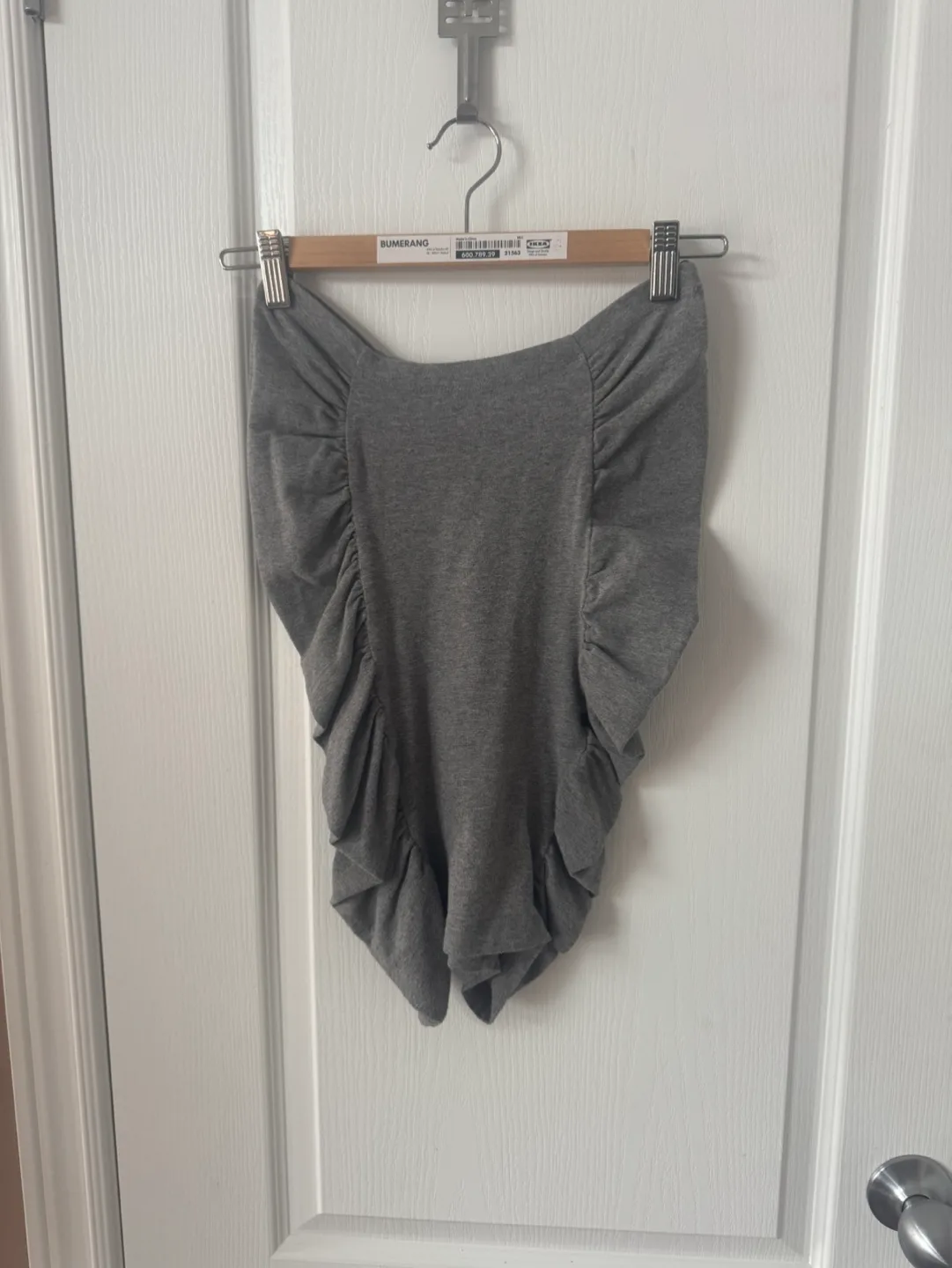 MONKI XSmall Grey Ruched Shorts image indicator(2)