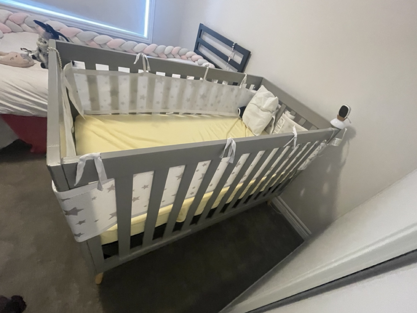 Babyletto Hudson Convertible Crib - Grey - photo 3