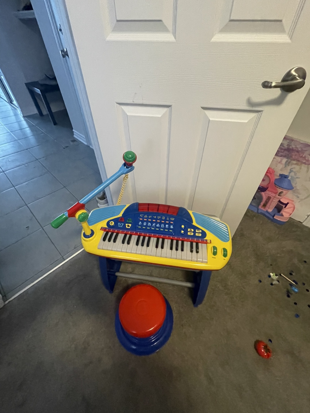 Kids Keyboard with Microphone and Stool