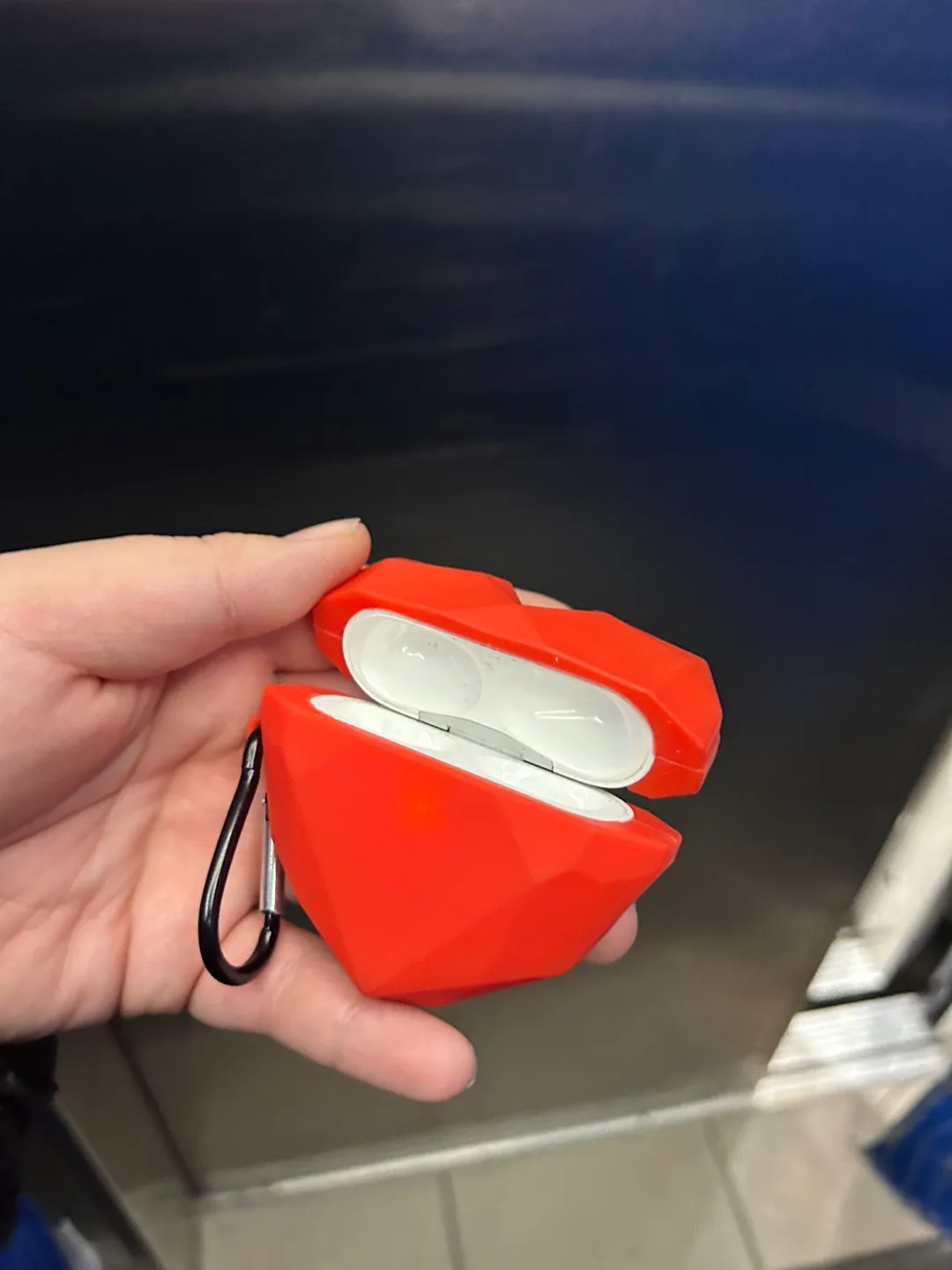 Airpod Pro Case image indicator(3)