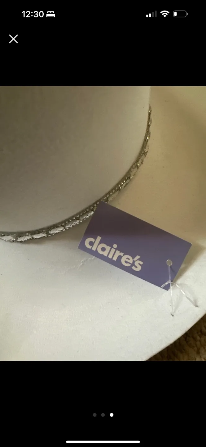 White Rhinestone Cowboy Hat image indicator(3)