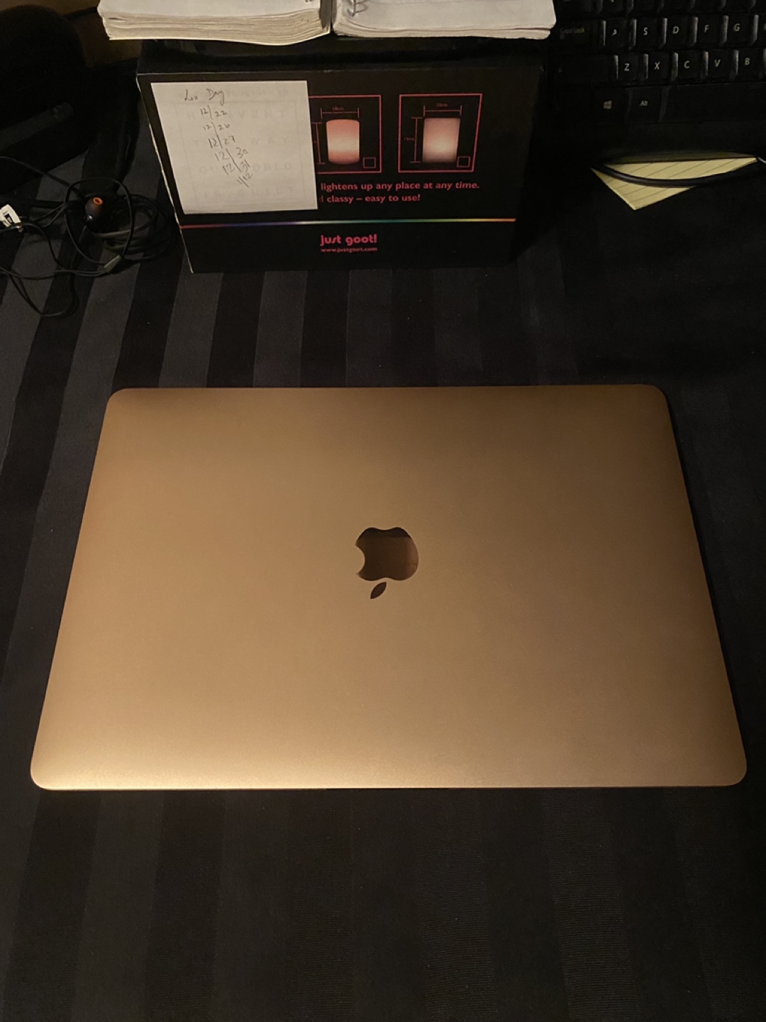 MacBook Air 13inch 2019 Hardly Used - photo 5