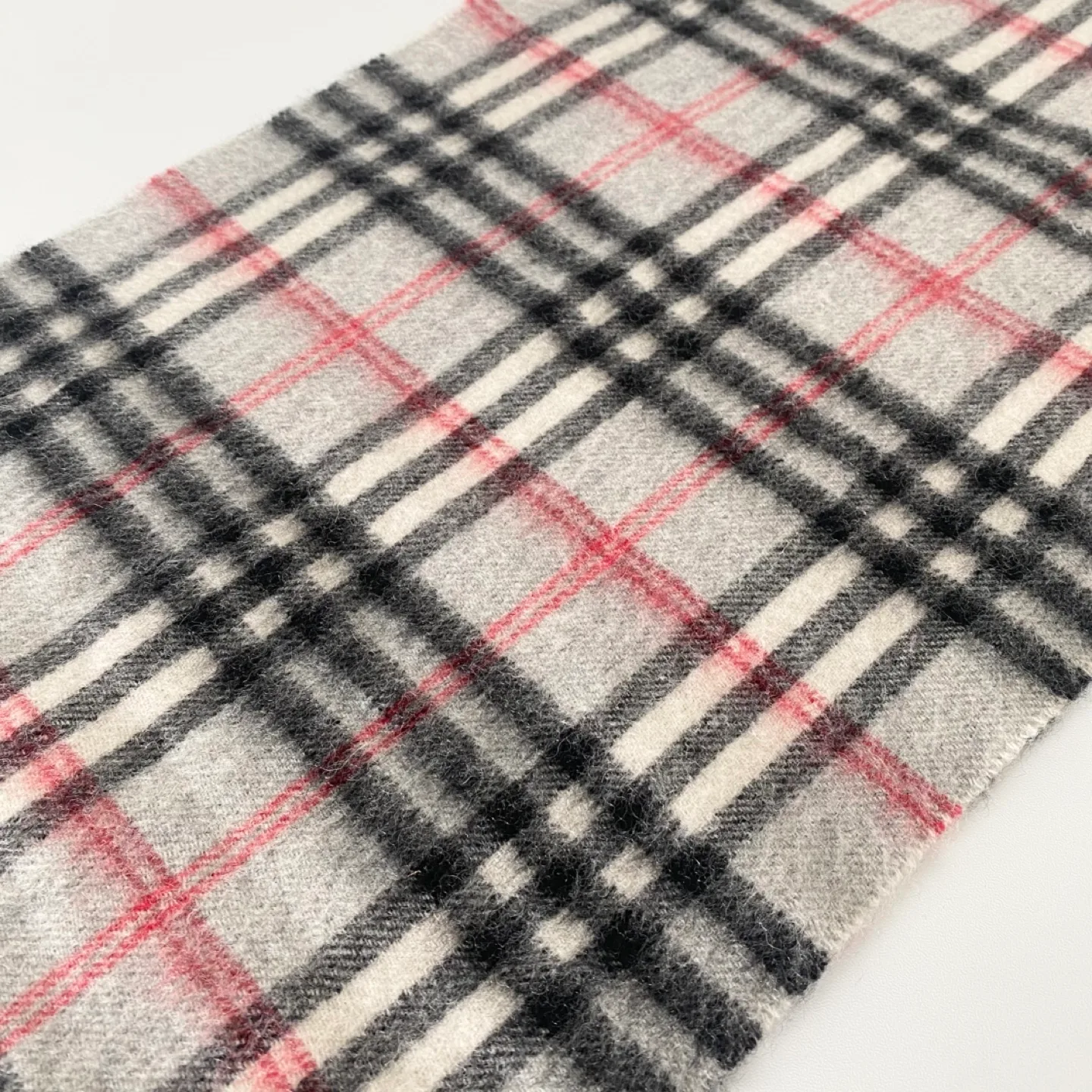 Wool Plaid Scarf image indicator(5)