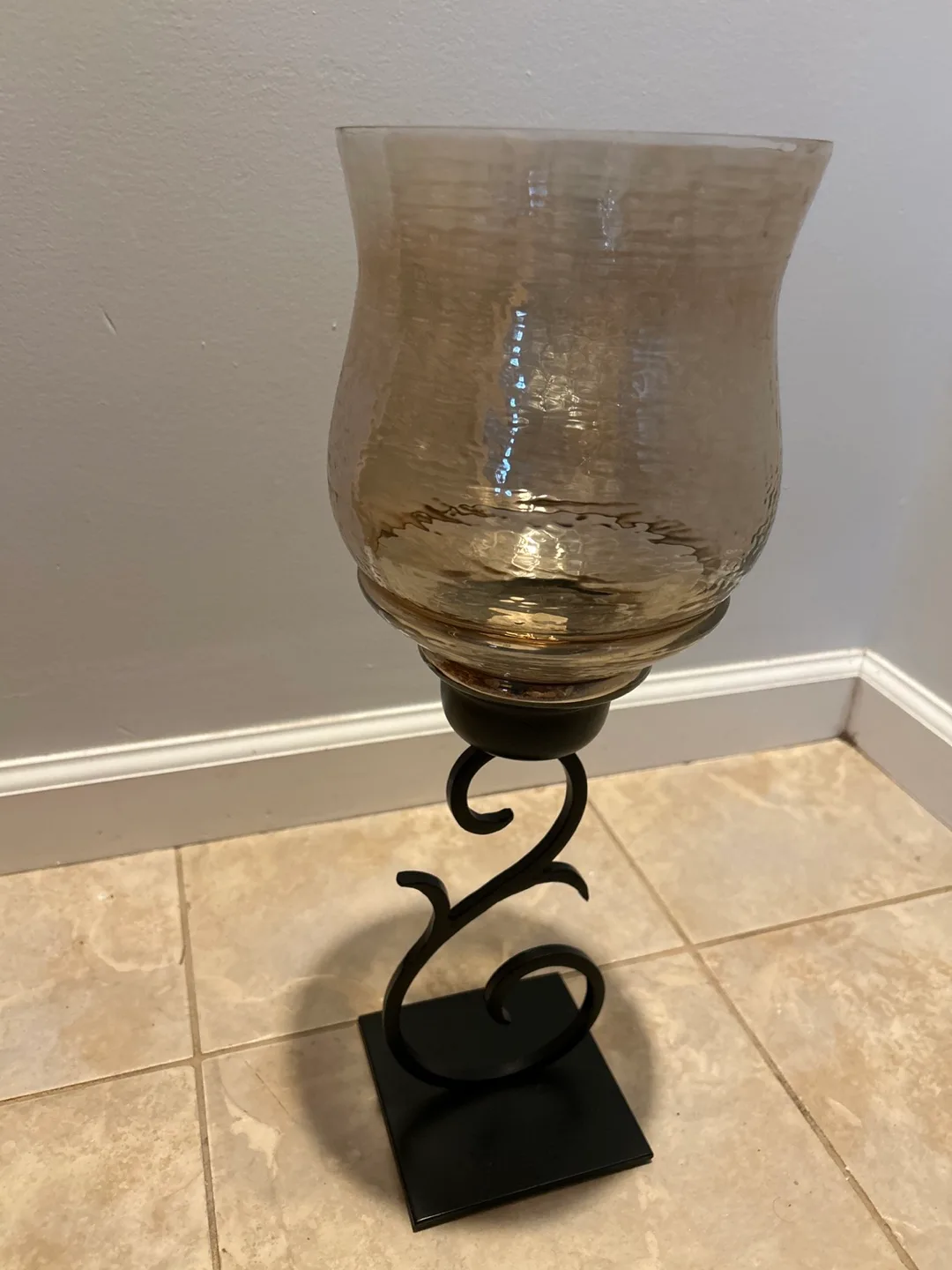 Elegant Glass Candle Holder with Metal Stand image indicator(2)