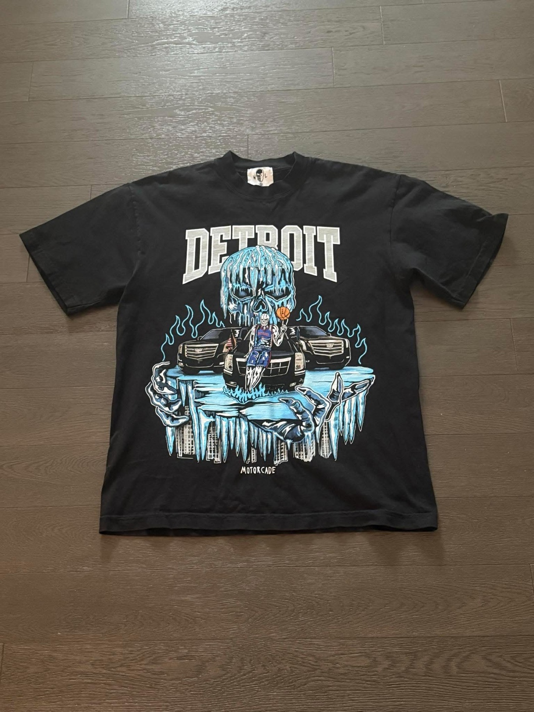 Warren Lotas Authenticated Motorcade Detroit Ice Skull T-Shirt
