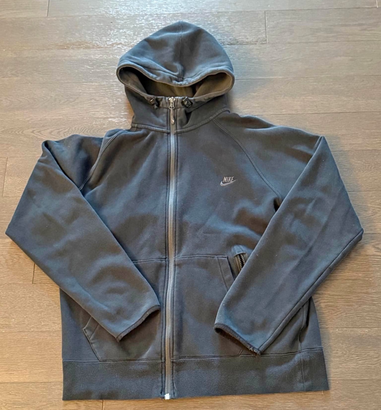 Nike ‘00 Sportswear Men's Full-Zip Hoodie
