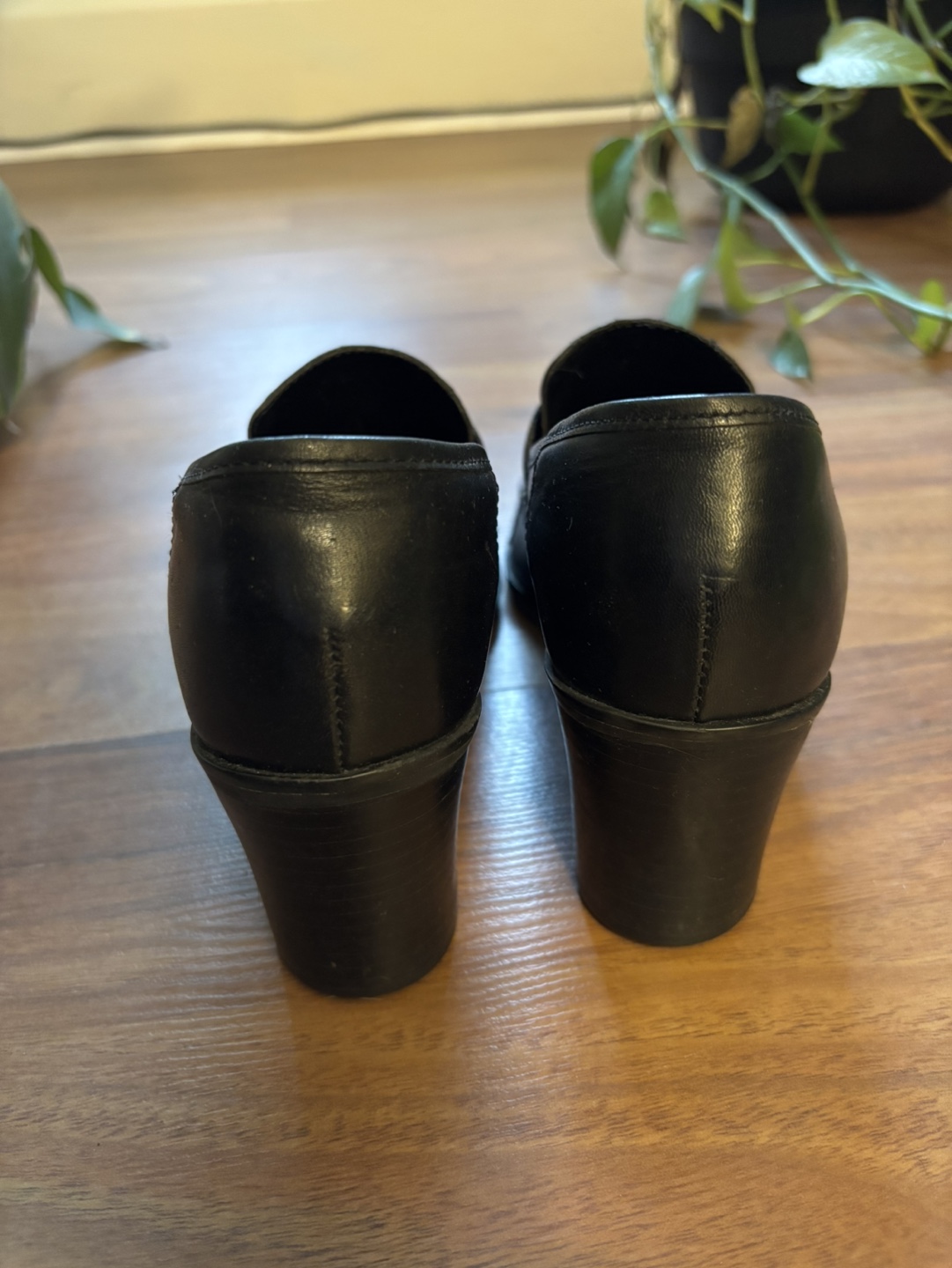 Vintage Black Loafers - photo 4