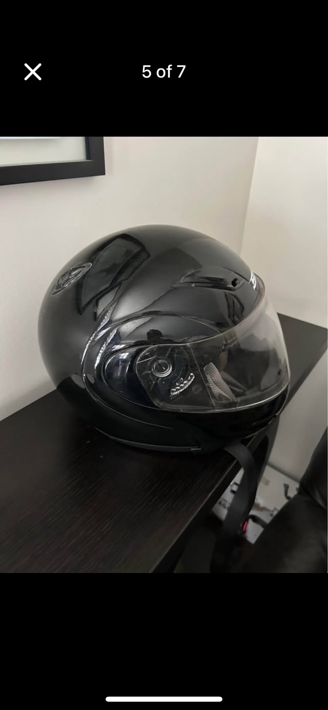 Woman’s black Helmet