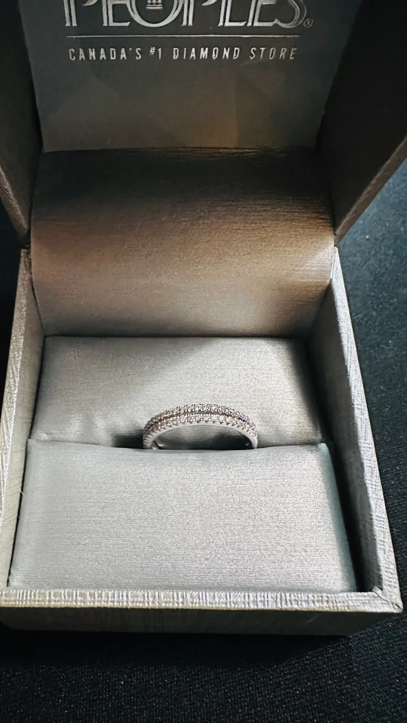 14K White Gold ring, size 6