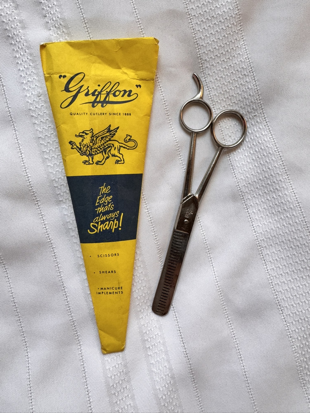 Vintage Griffon shears in original packaging