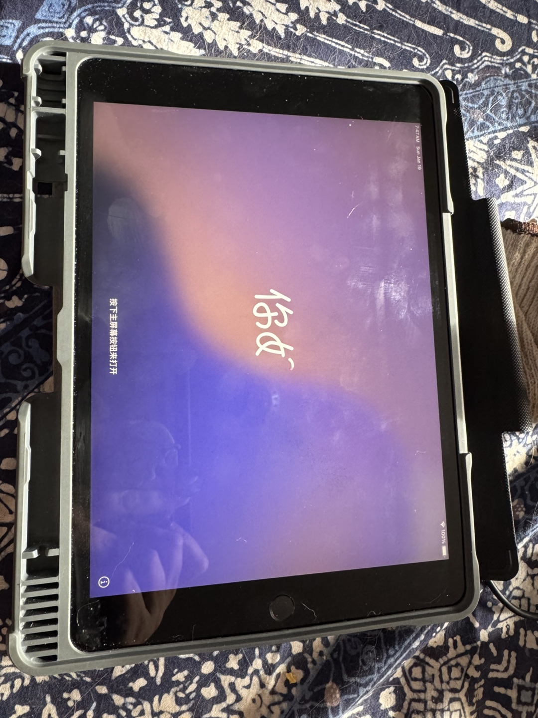 iPad 7th generation - photo 2