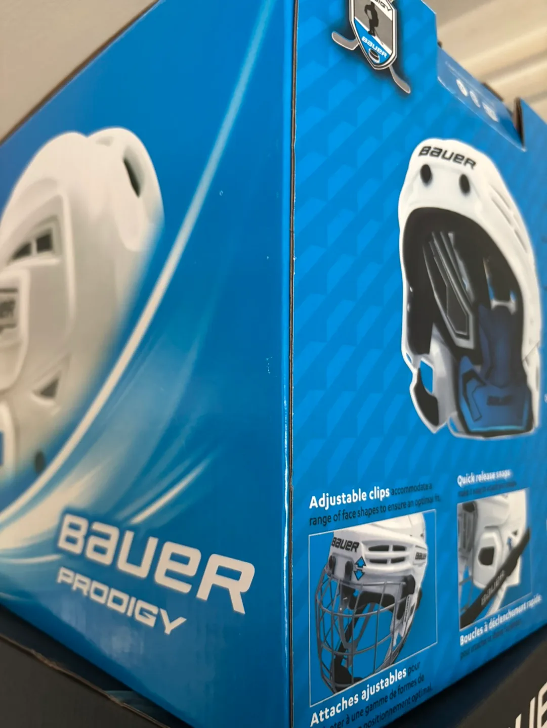 Bauer helmet for ice skating 🏈⛸️ image indicator(5)