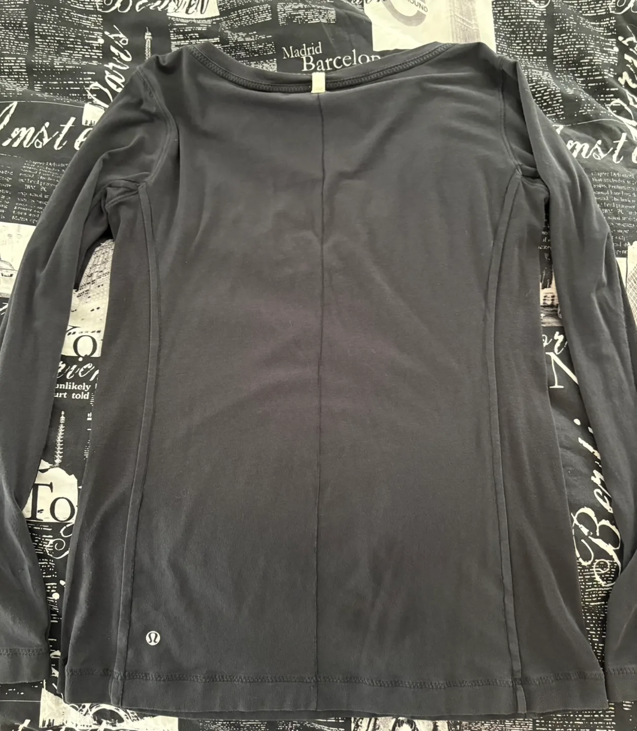 Lululemon Black Long Sleeve V-Neck Shirt image indicator(2)