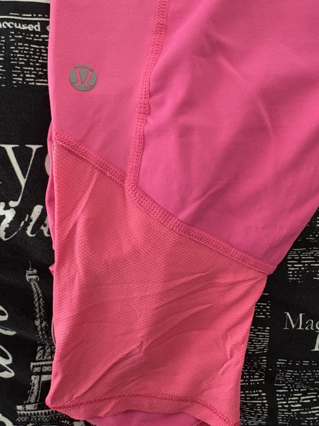 Lululemon Pink Running Crops - Size 6 - photo 4
