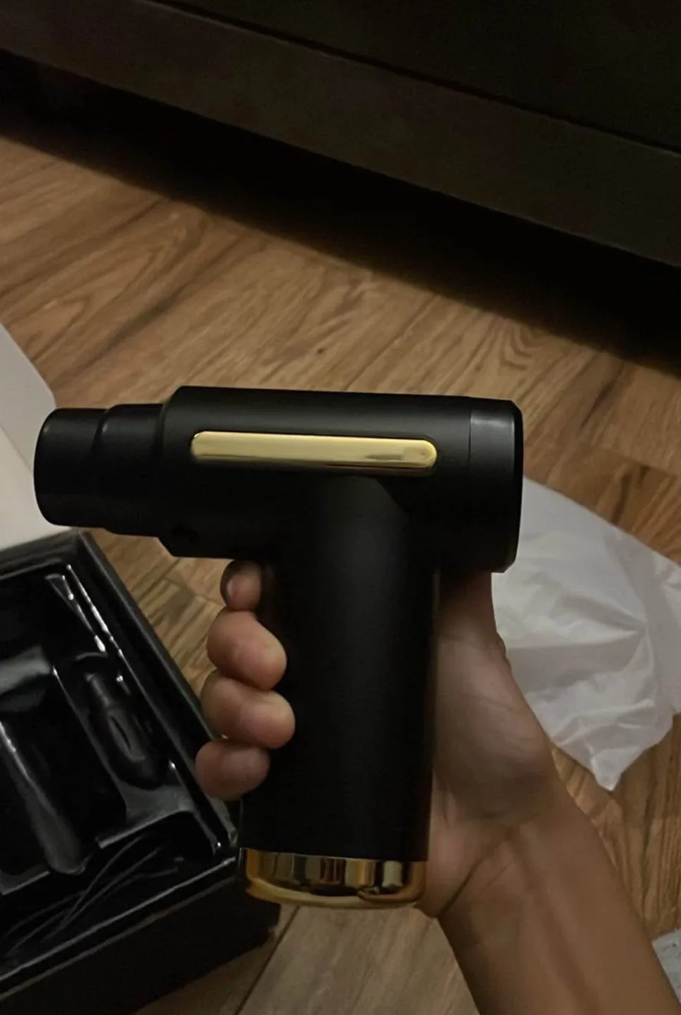 Brand New - PAIN RELIEF Massage Gun w/ EXTRAS image indicator(4)