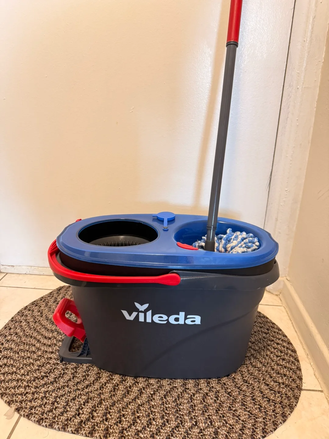 Vileda EasyWring Spin Mop and Bucket System (Need gone asap) thumbnail