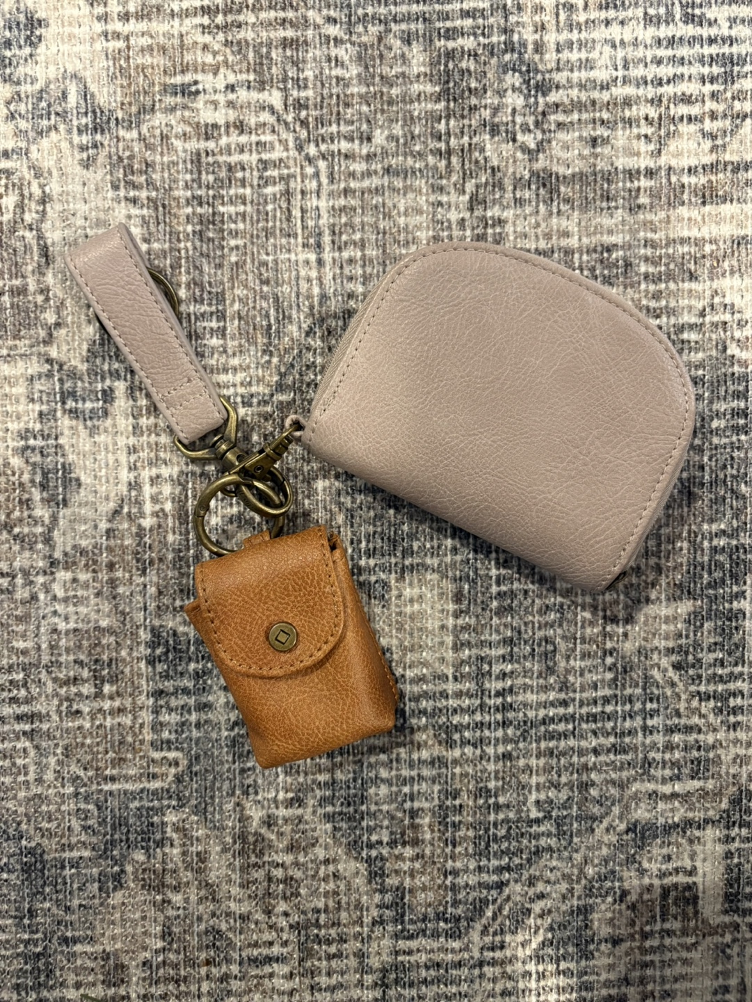 “Thirty One” zip and snap keychain pouches
