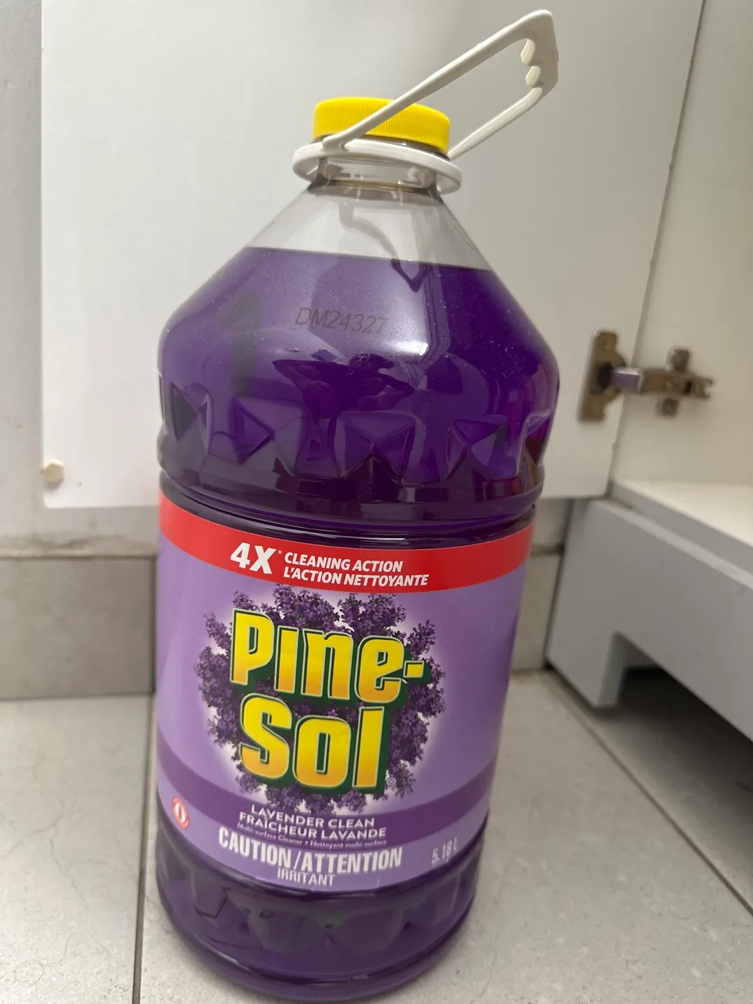 Pine-Sol Lavender Clean Multi-Surface Cleaner (5.18 L) thumbnail