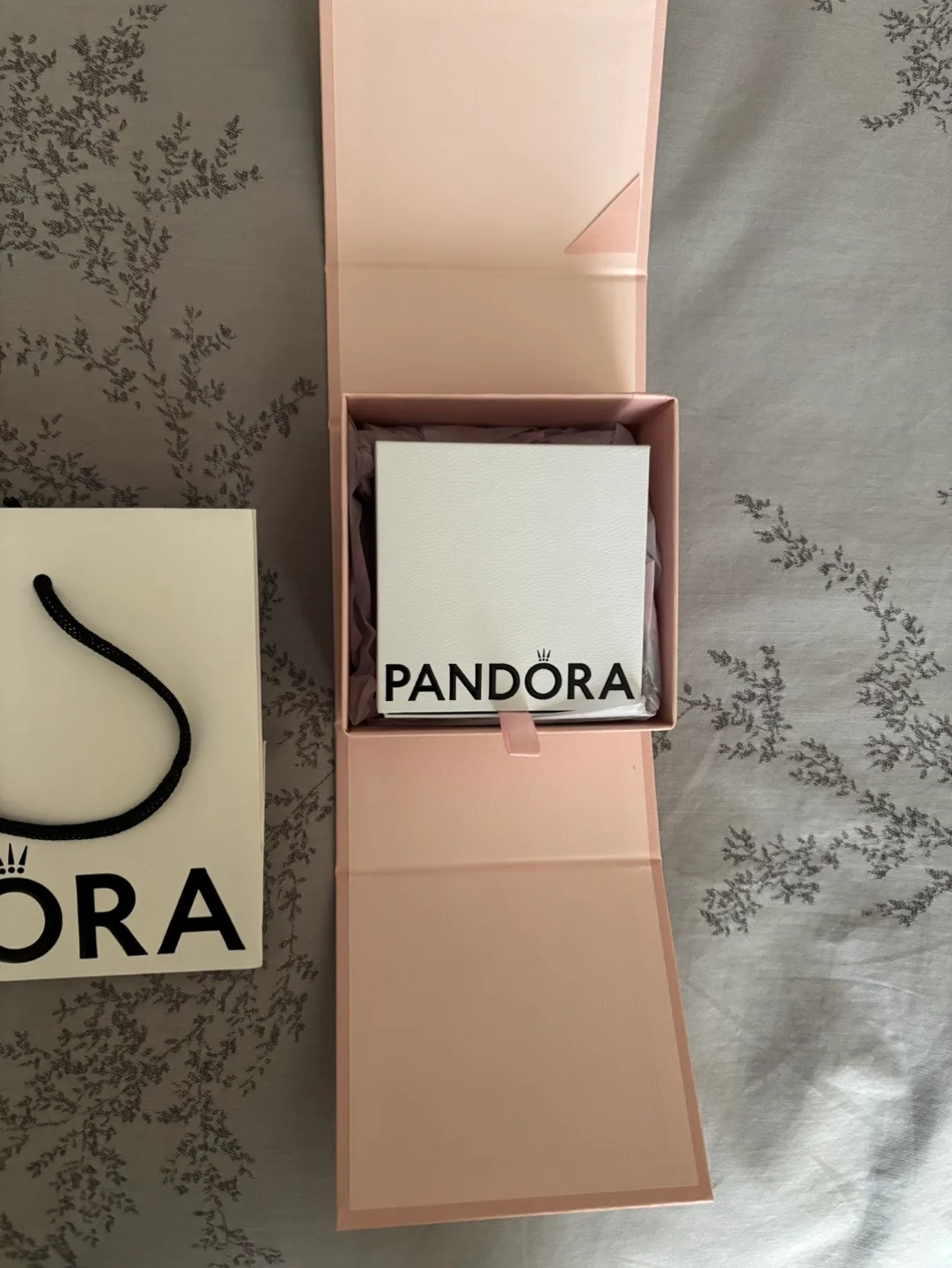 Pandora Jewelry Gift Box Set image indicator(3)