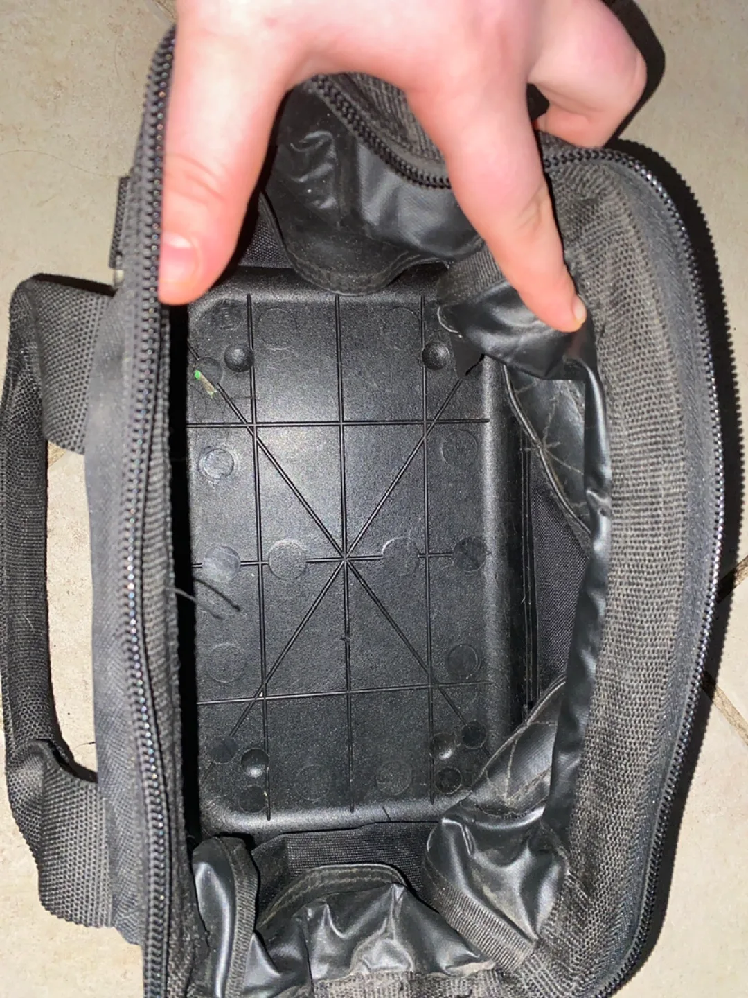 Plano small tool bag image indicator(2)