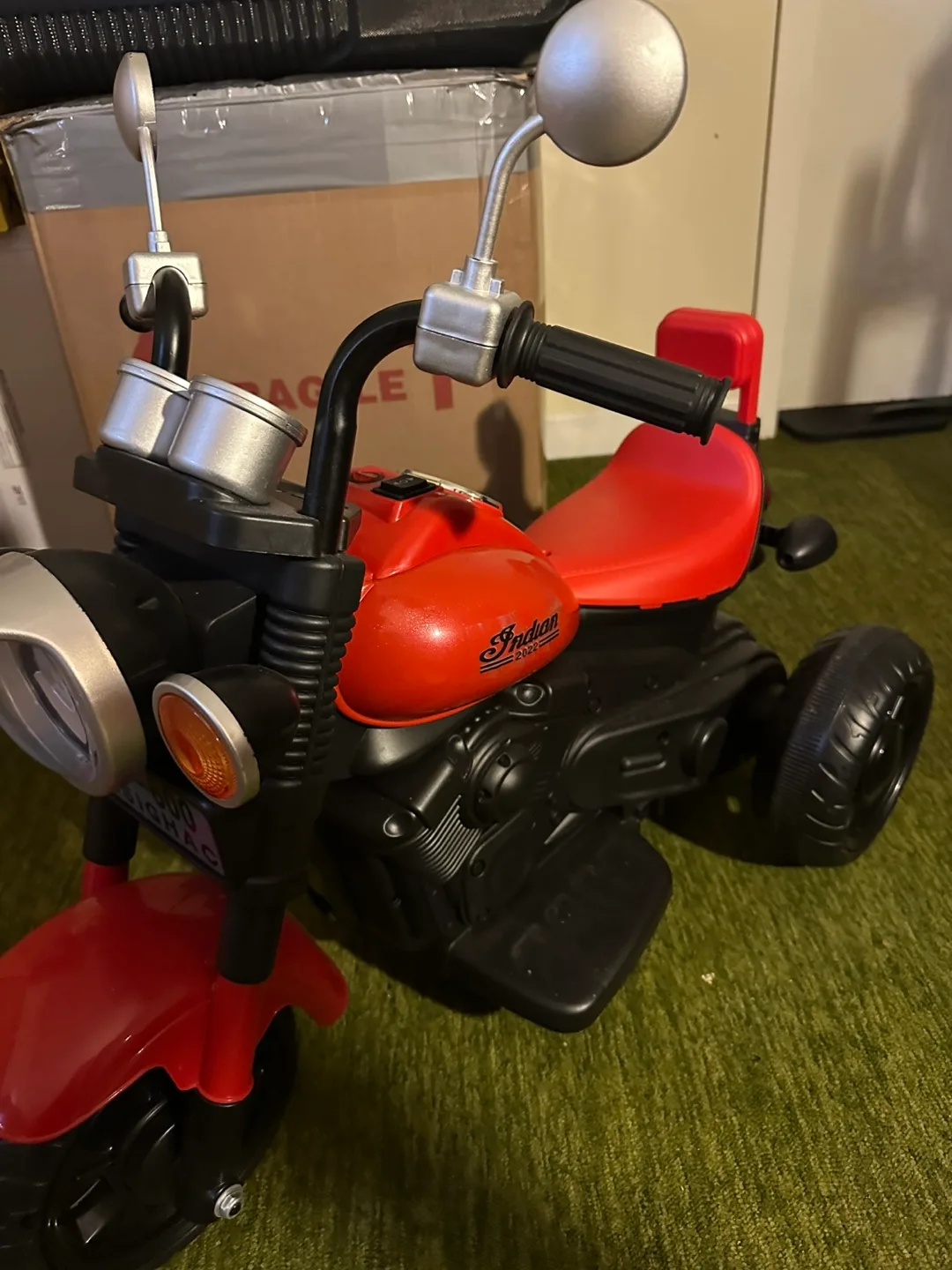 Kids' Indian Motorcycle Tricycle image indicator(2)