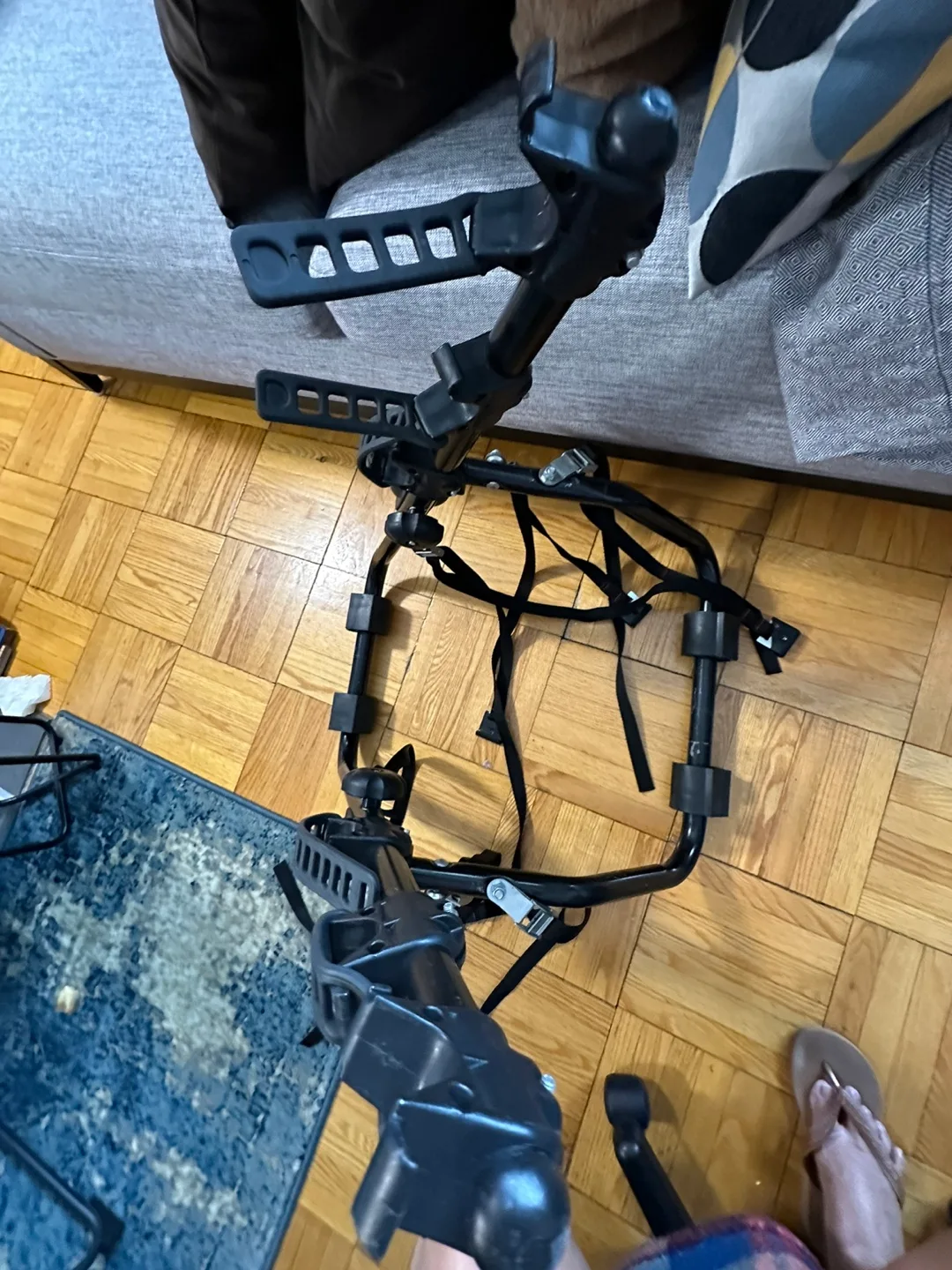 Saris Bones 2-Bike Hitch Mount Rack image indicator(2)