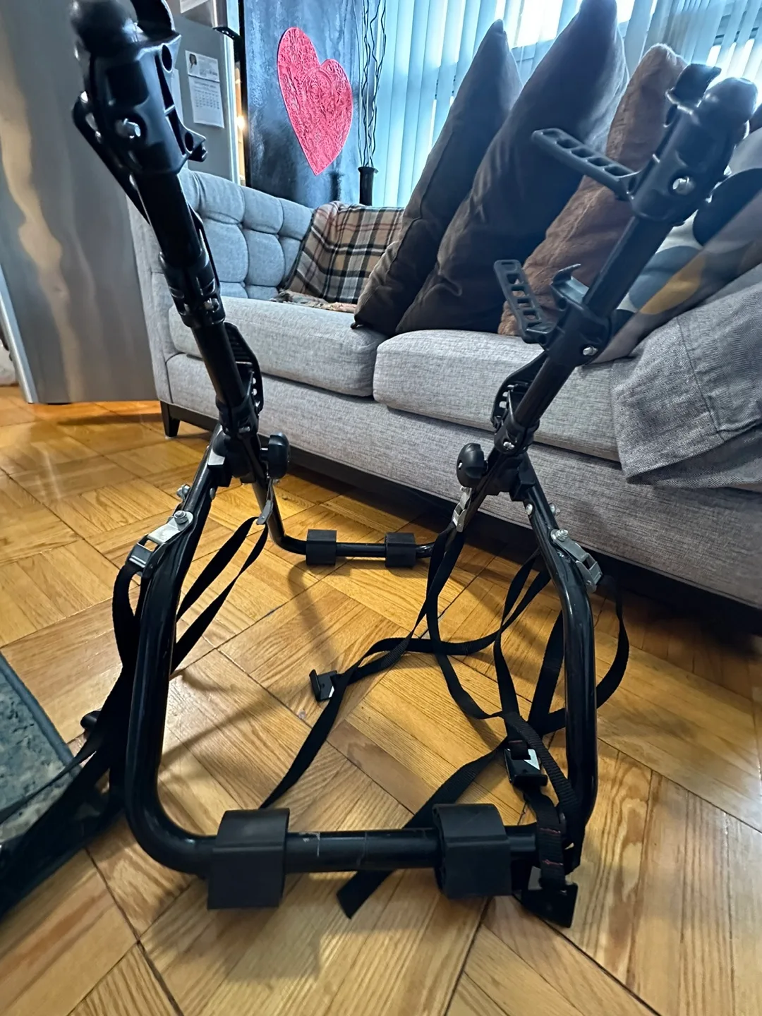 Saris Bones 2-Bike Hitch Mount Rack image indicator(7)