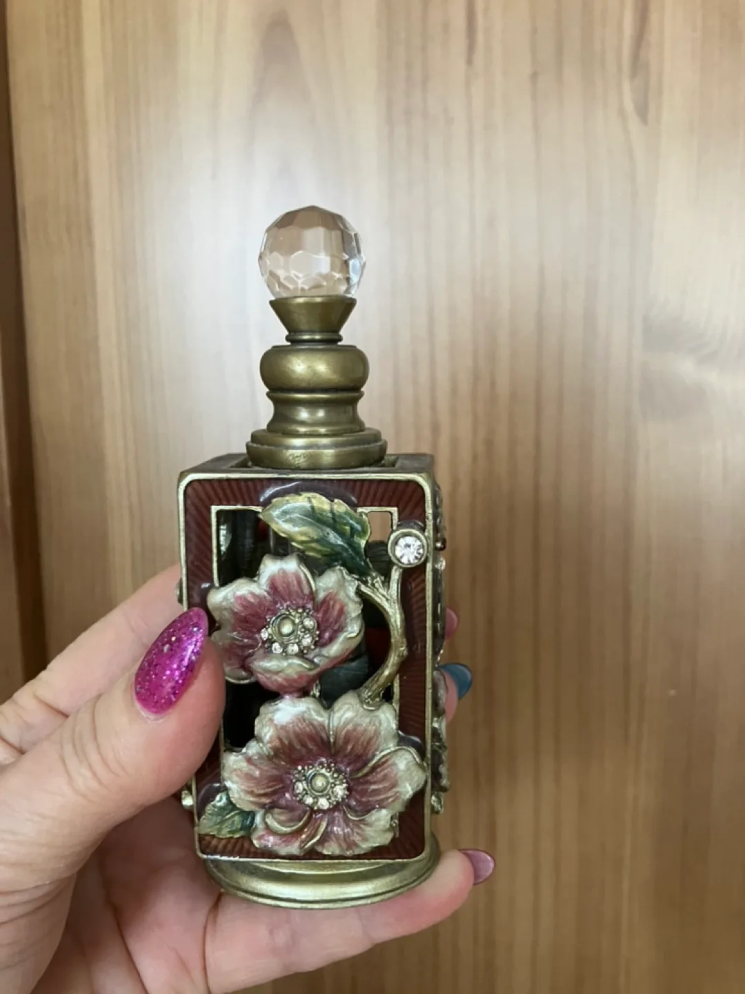 Set of Three Vintage-Style Perfume Bottles image indicator(3)