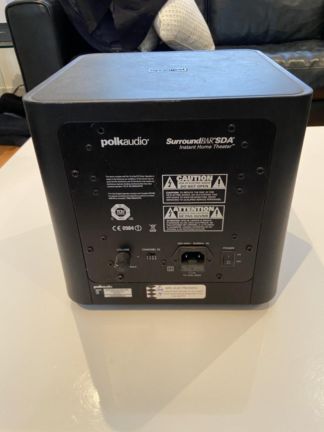 Polk Audio soundbar with subwoofer. - photo 2