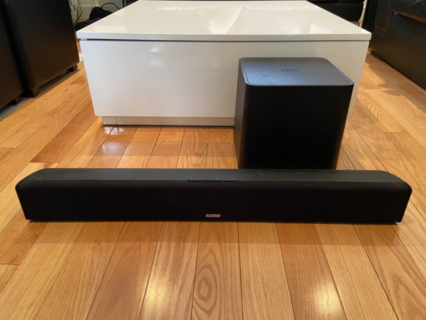 Polk Audio soundbar with subwoofer.
