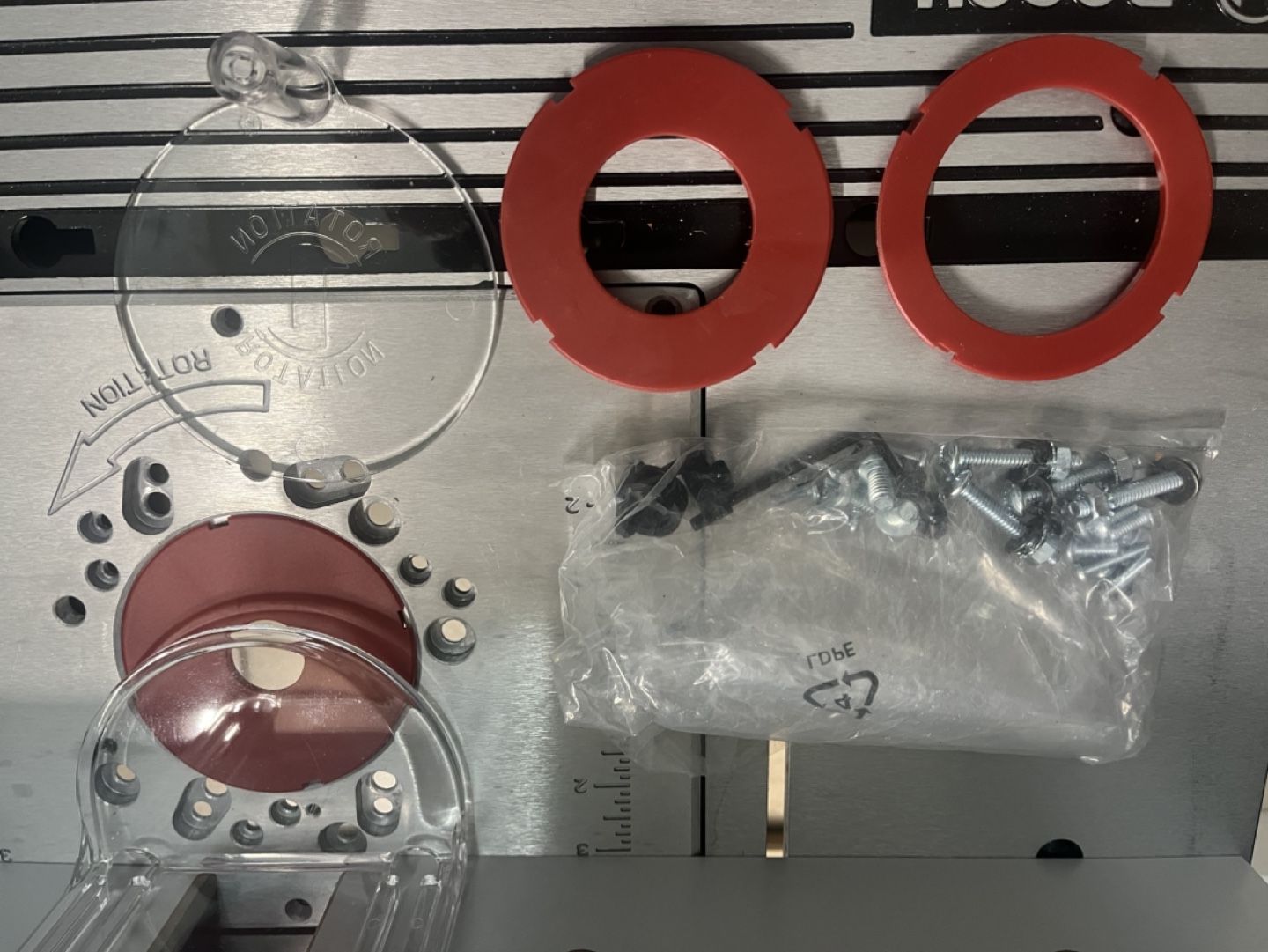 Bosch Router Table RA1181 with Universal Router Mount Plate - photo 3