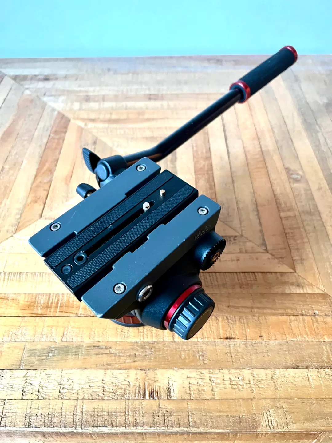 Manfrotto video fluid head MVH502AH - Extremely  good condition thumbnail