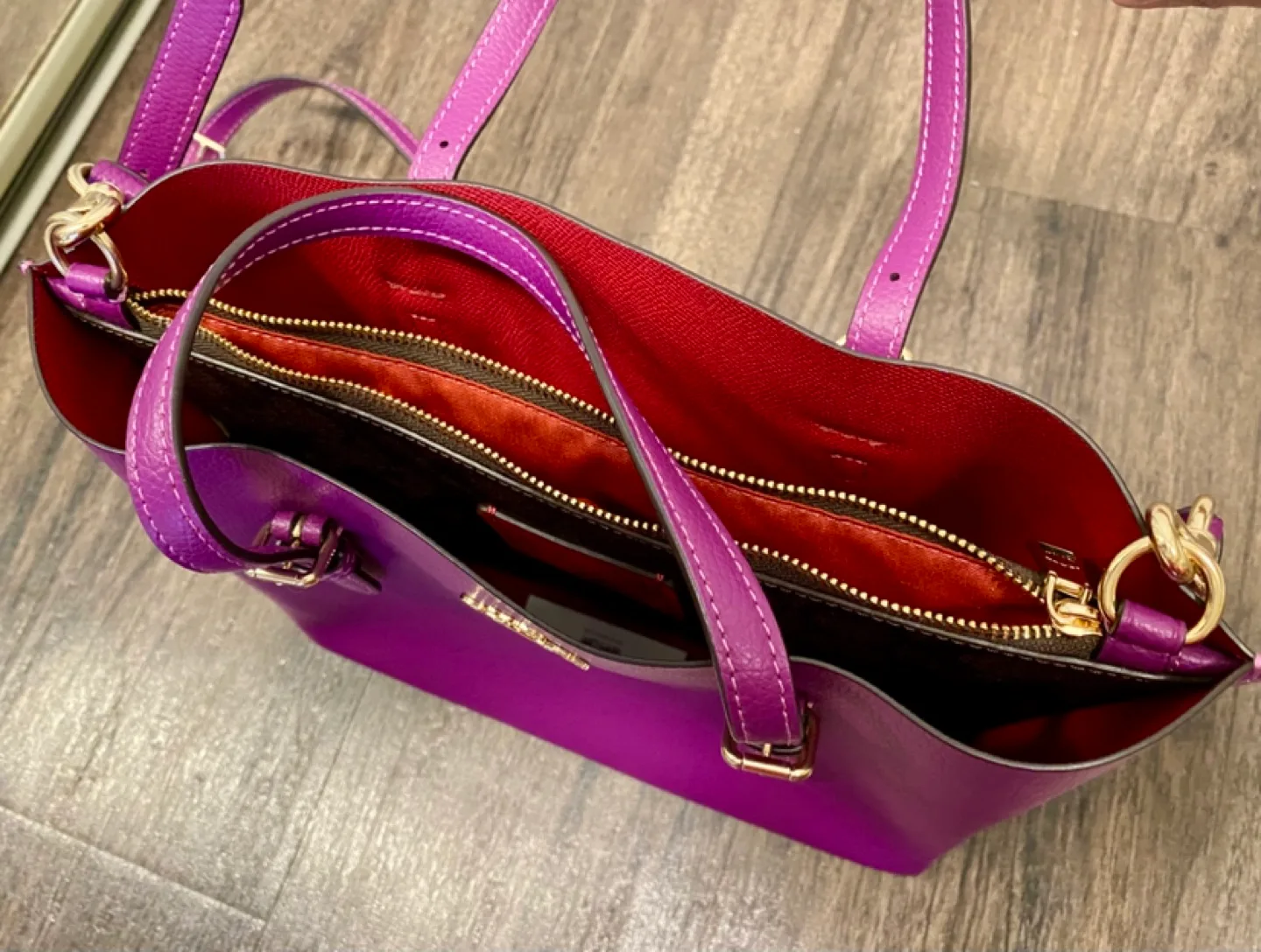 Coach Mollie Tote 25 With Signature Canvas Interior image indicator(4)